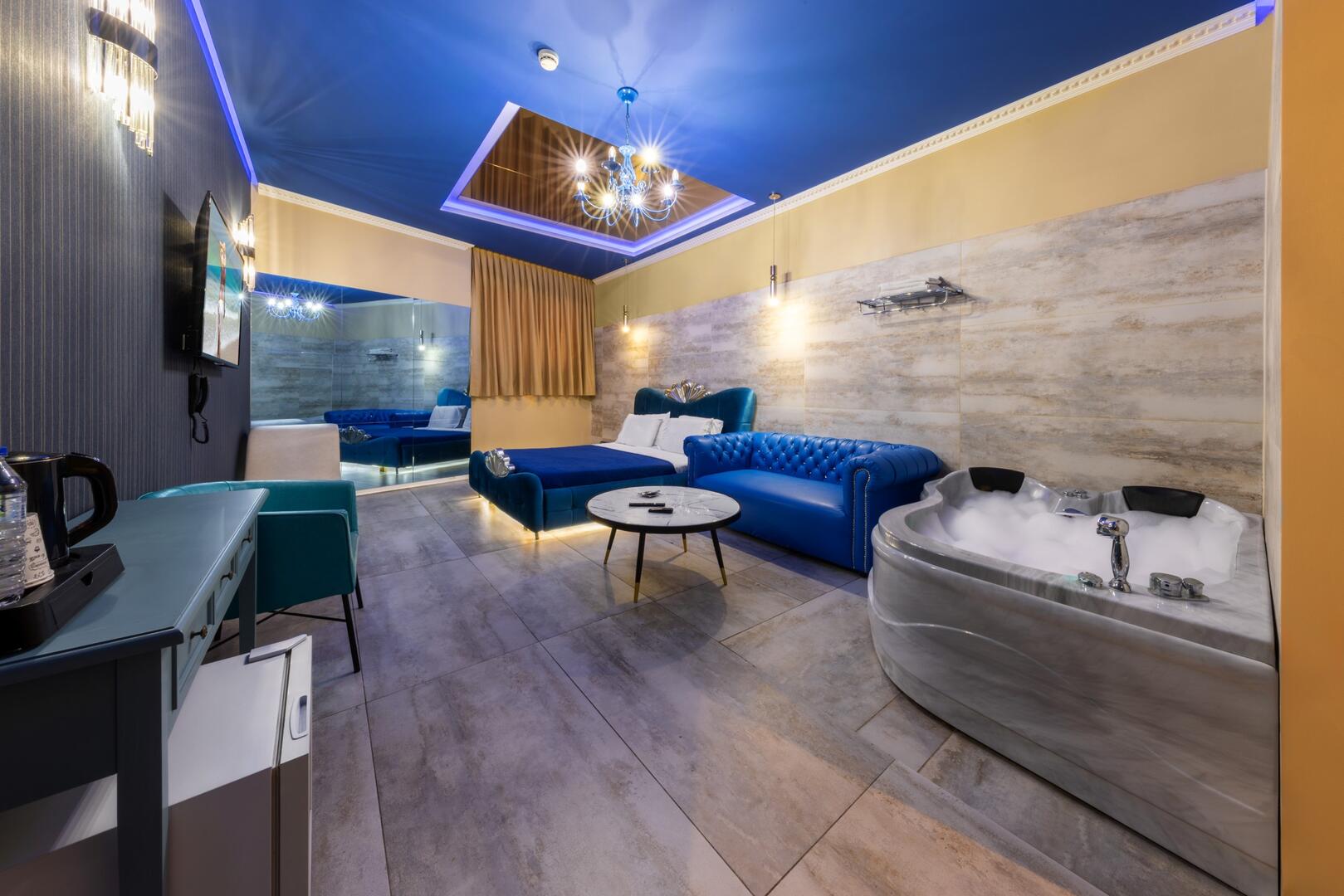 חדר 104 - בלו טופז  - סוויטות יוקרתיות להשכרה לפי שעה במרכז הארץ 101397