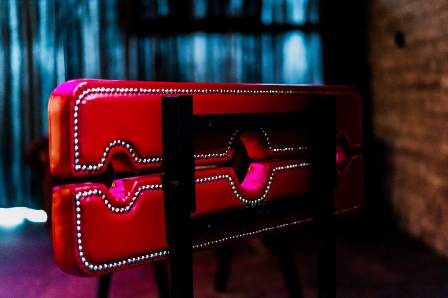 49 גוונים של אדום - City Spa דירות לפי שעה - dirotvip 106337