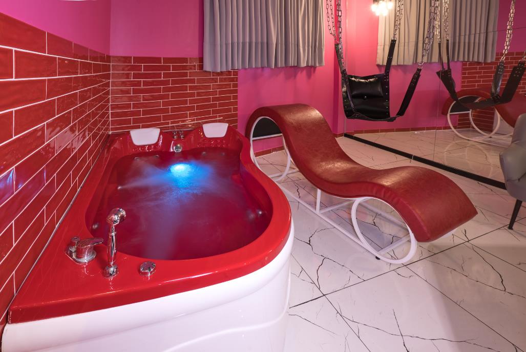 חדר 105 - בלו טופז  - סוויטות יוקרתיות להשכרה לפי שעה במרכז הארץ 101410