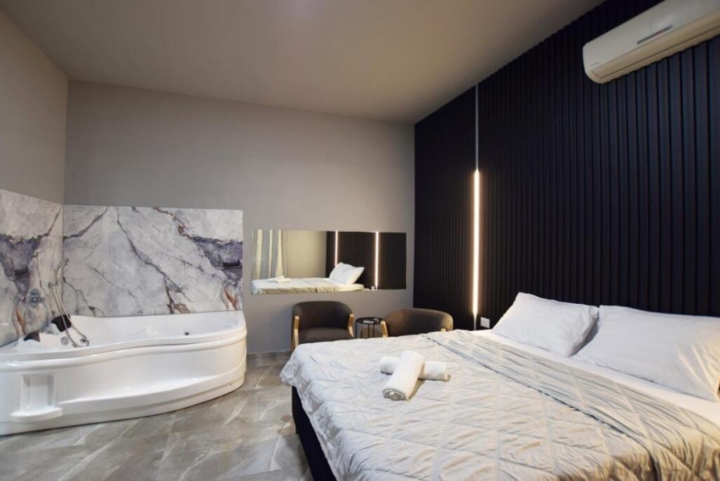 סוויטה 7 - תיק תק רומס - לאירוח שעתי בהרצליה 108987