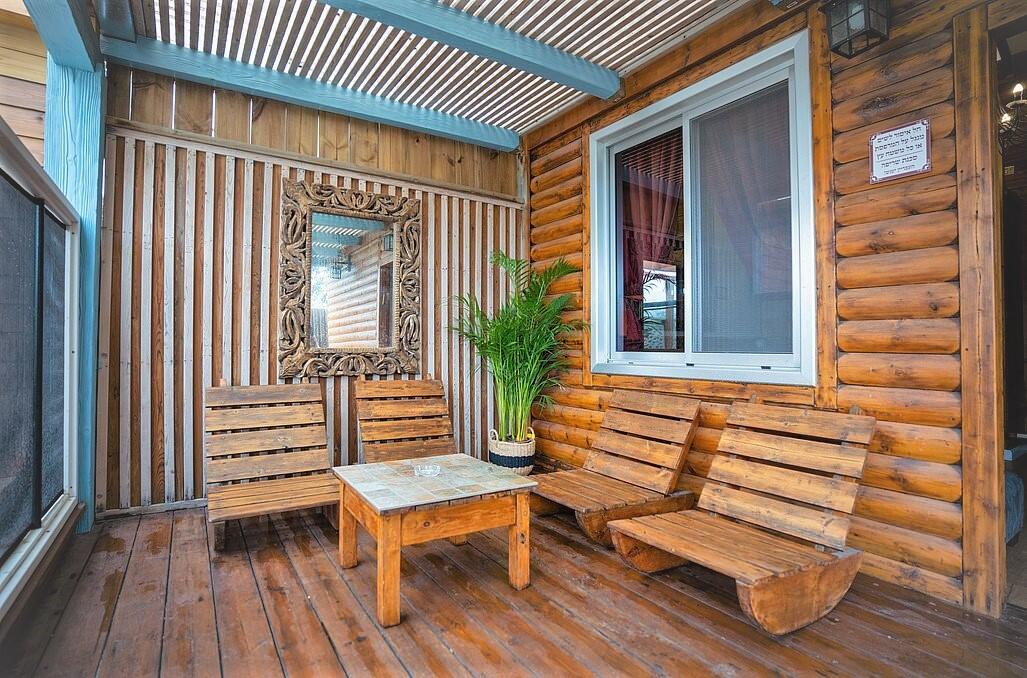 צימרים עם בריכה וג'קוזי פרטי - נווה בר-מלון בוטיק בכפר  דיסקרטי לזוגות 89146