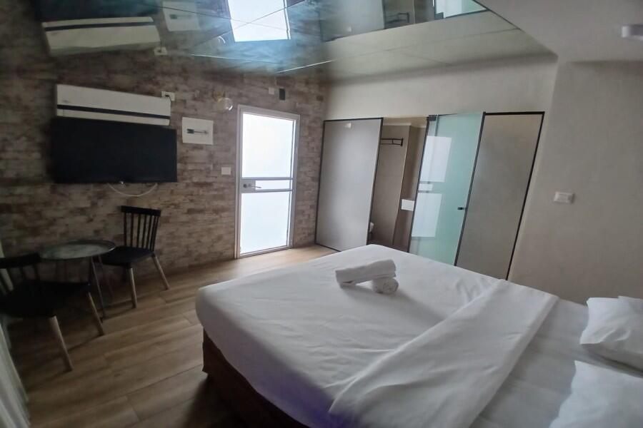 יחידות אירוח - כפר הים יחידות אירוח לפי שעה עם ג'קוזי על החוף 155414