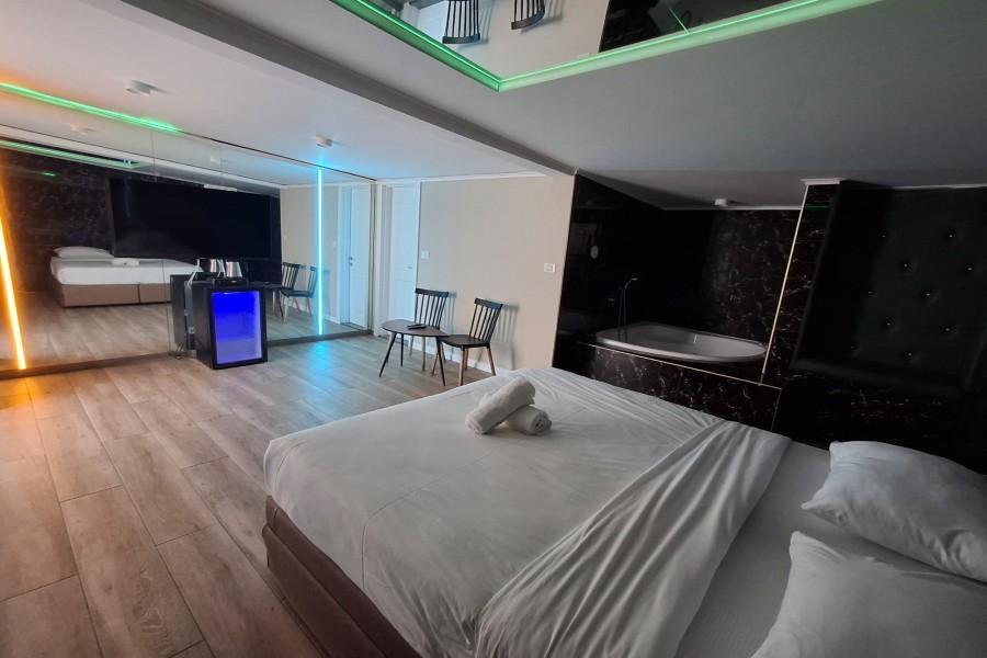 יחידות אירוח עם ג'קוזי - כפר הים יחידות אירוח לפי שעה עם ג'קוזי על החוף 155631