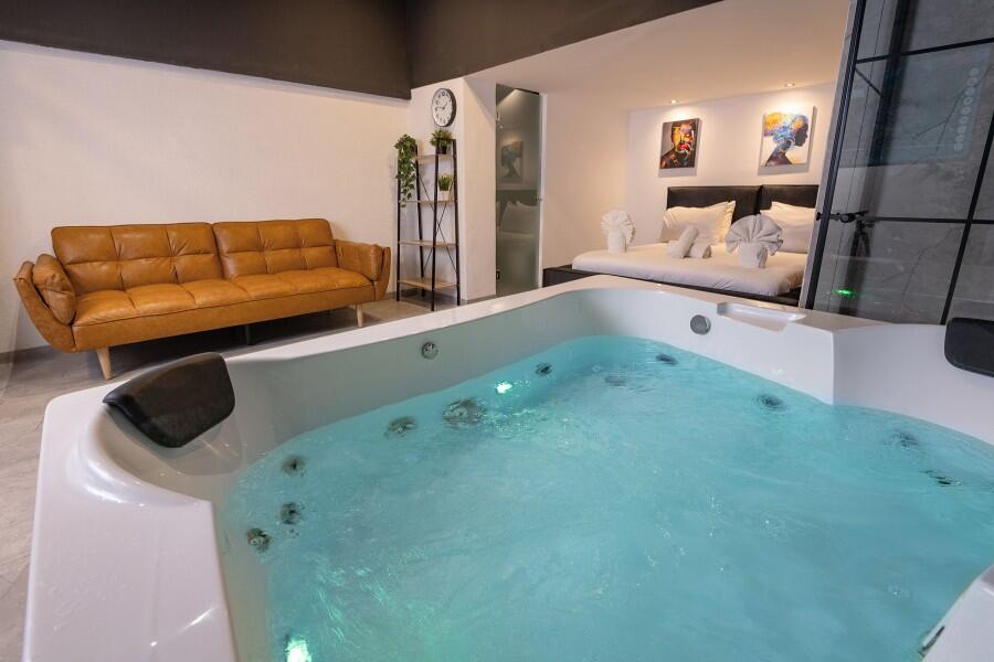 סוויטת בלאק רום 203 - לאגו סוויט - סוויטות מפנקות לפי שעה בירושלים - דירות VIP 107832