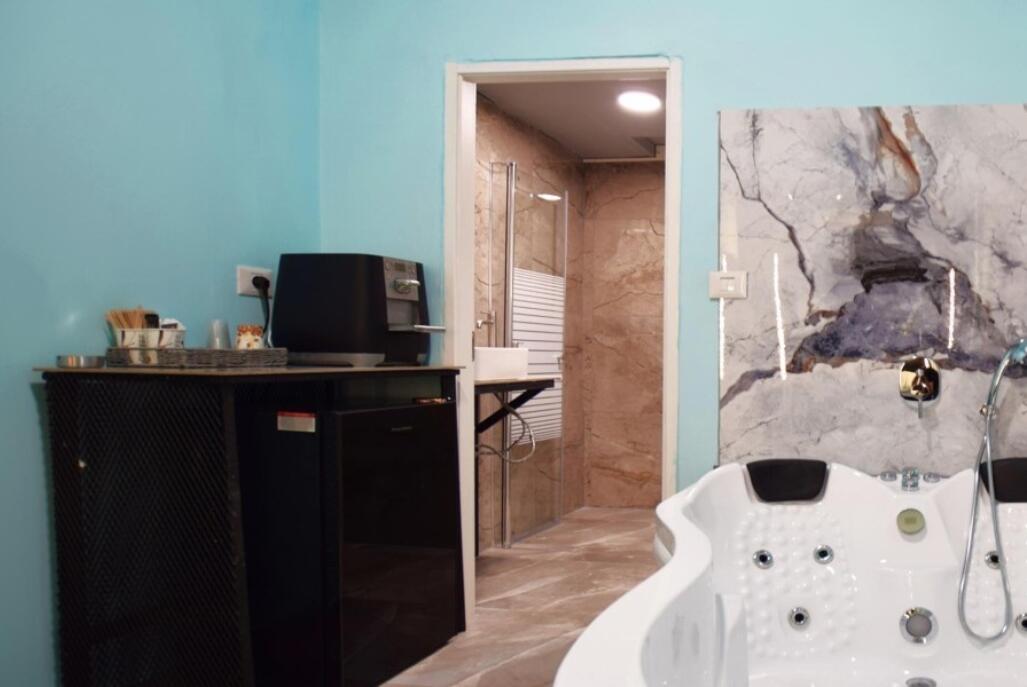 סוויטה 6 - קסם של רגע - לאירוח זוגות שעתי בהרצליה 109099