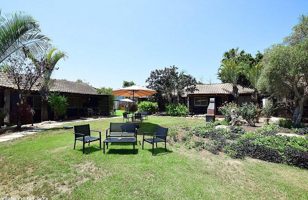 גלריה חיצונית - צימרים בין ההר לים | בקתות עץ דיסקרטיות | ג'קוזי לפי שעה 139875