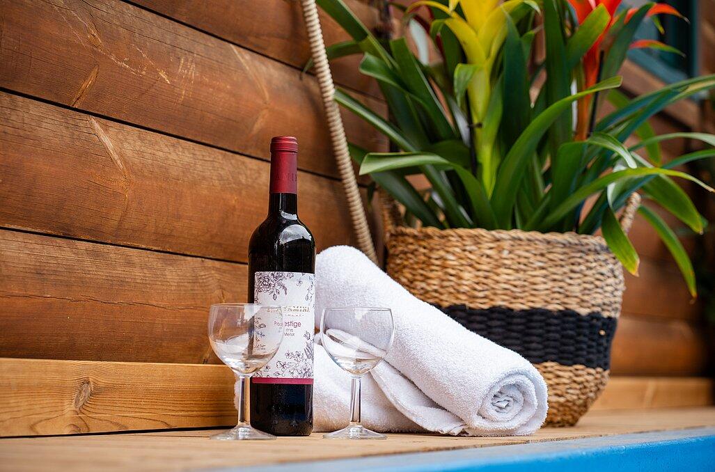 צימרים עם בריכה וג'קוזי פרטי - נווה בר-מלון בוטיק בכפר  דיסקרטי לזוגות 89141