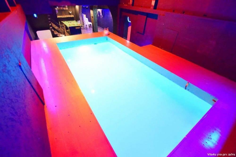 מתחם הבריכה והג'קוזי - וילה 117 - אירוח מפנק שעתי לזוגות 122086