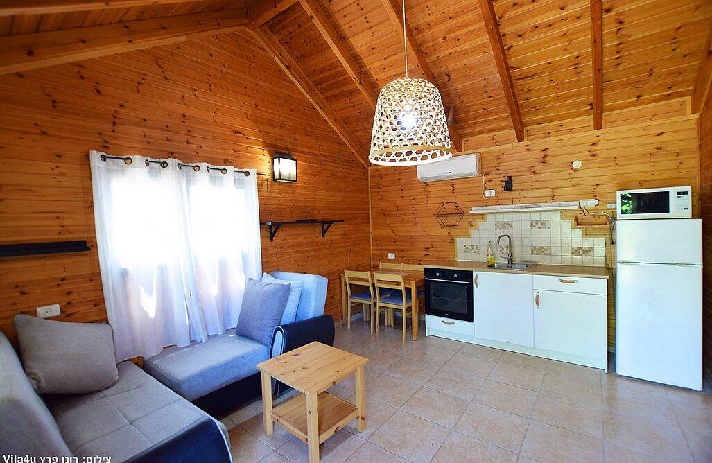 גלרית פנים - צימרים בין ההר לים | בקתות עץ דיסקרטיות | ג'קוזי לפי שעה 139862