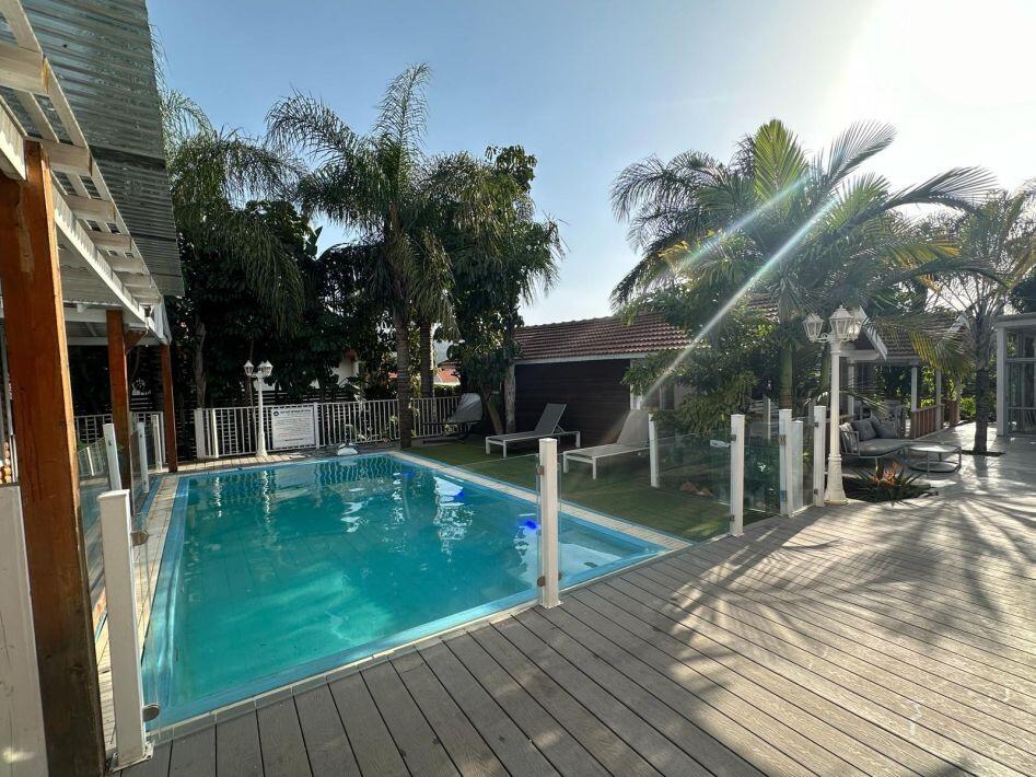 גלריה חיצונית - טרופי צימר ספא - 5 בקתות עץ בשזור - דירות VIP 113516