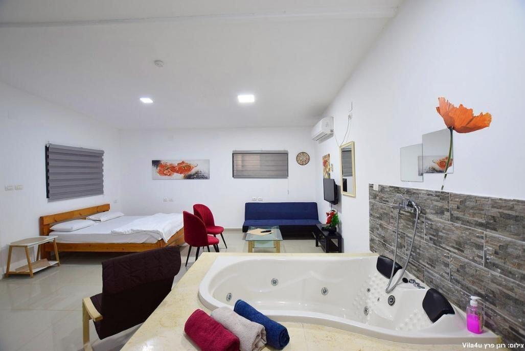 גלרית פנים - אחוזת הסתיו למרגלות הגלבוע - 8 סוויטות בפרזון - דירות VIP 117573