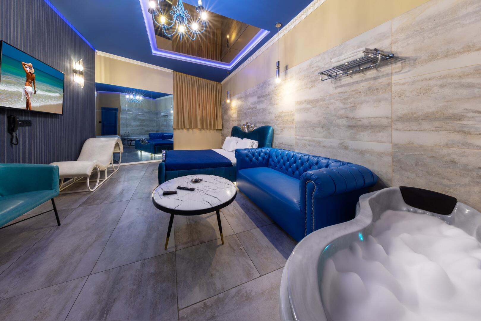 חדר 104 בלו טופז - סוויטות גראף - סוויטות יוקרה לפי שעה בראשון לציון 100794