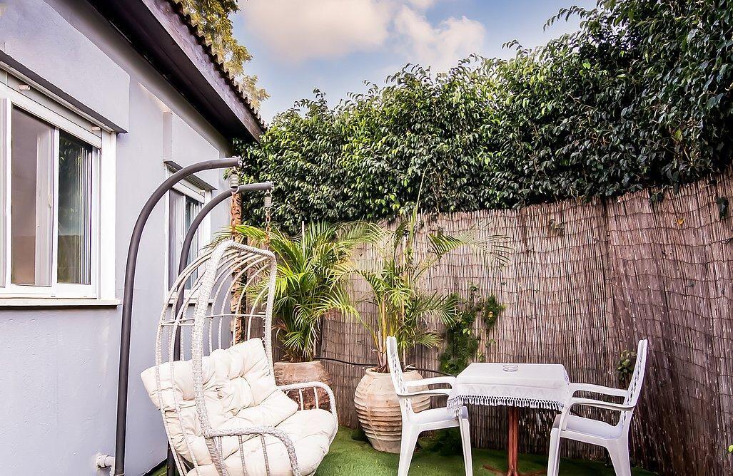 היחידות במתחם - ויליג' קומפלקס - 5 יחידות לאירוח שעתי בניר בנים 121806