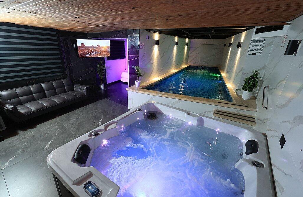 סוויטה נשיאותית בריכה וג'קוזי - לאגו סוויט - סוויטות מפנקות לפי שעה בירושלים - דירות VIP 150291