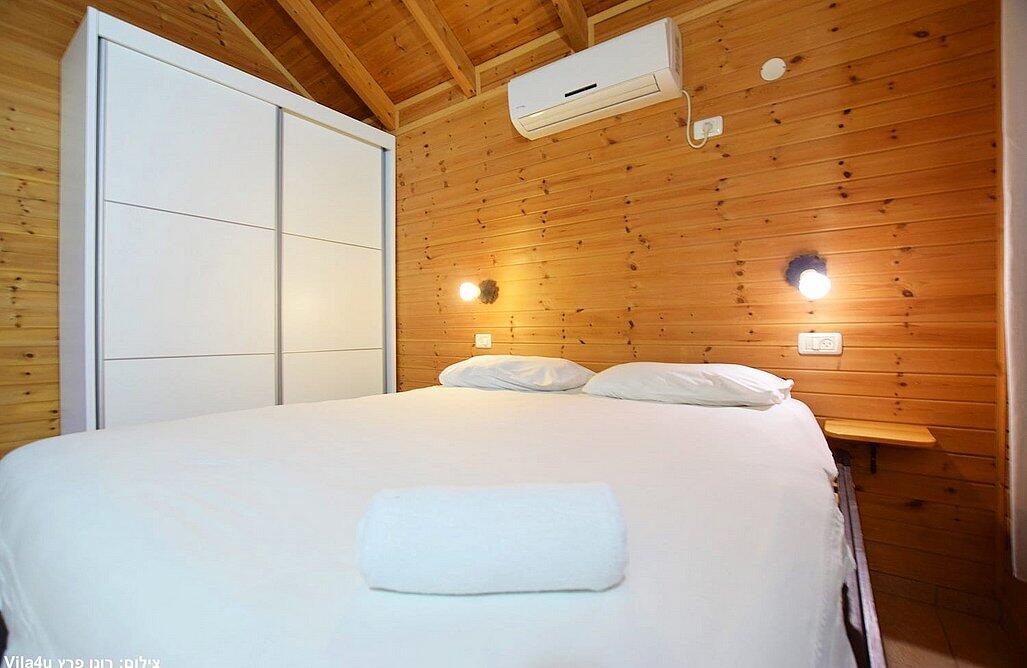 גלרית פנים - צימרים בין ההר לים | בקתות עץ דיסקרטיות | ג'קוזי לפי שעה 139857