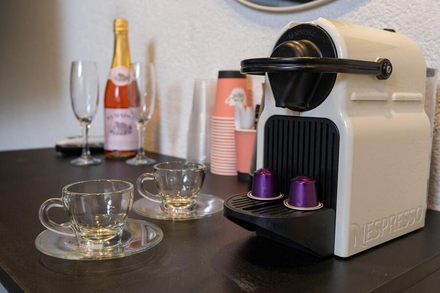 סוויטת בלאק רום 203 - לאגו סוויט - סוויטות מפנקות לפי שעה בירושלים - דירות VIP 107839