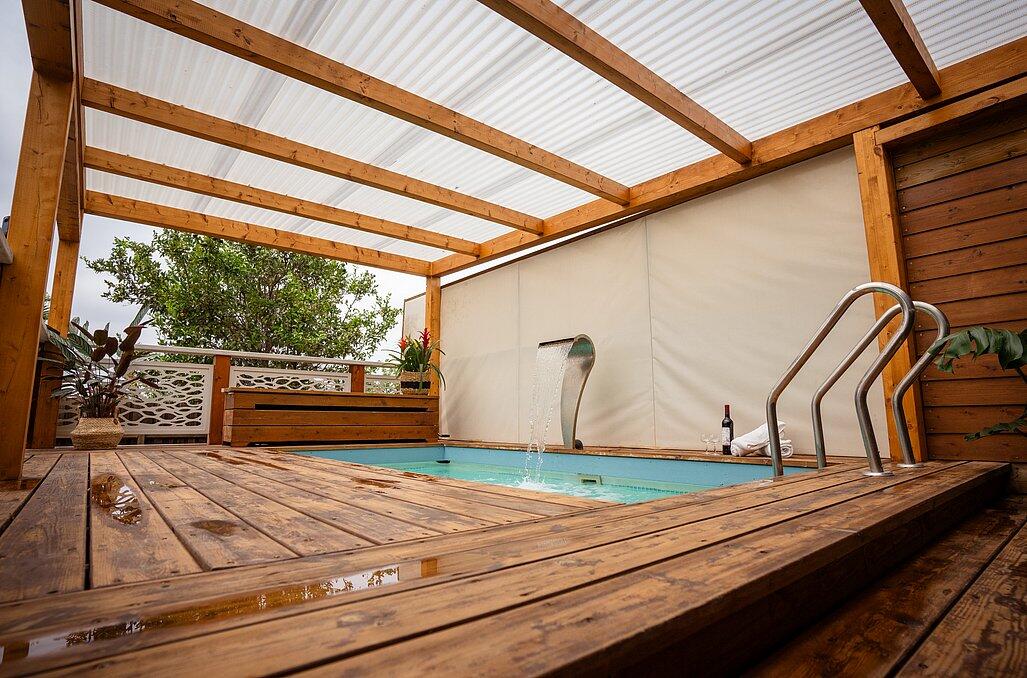 צימרים עם בריכה וג'קוזי פרטי - נווה בר-מלון בוטיק בכפר  דיסקרטי לזוגות 89143