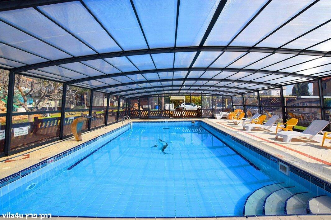 המתחם החיצוני - הבקתות של סיוון אירוח לפי שעה בבקתות קסומות בשזור 17178