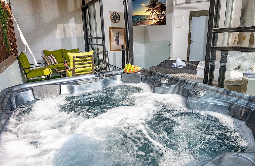 דופלקס בוטיק - אהבה בתל אביב | פרטיות מוחלטת ואירוח לפי שעה 147761