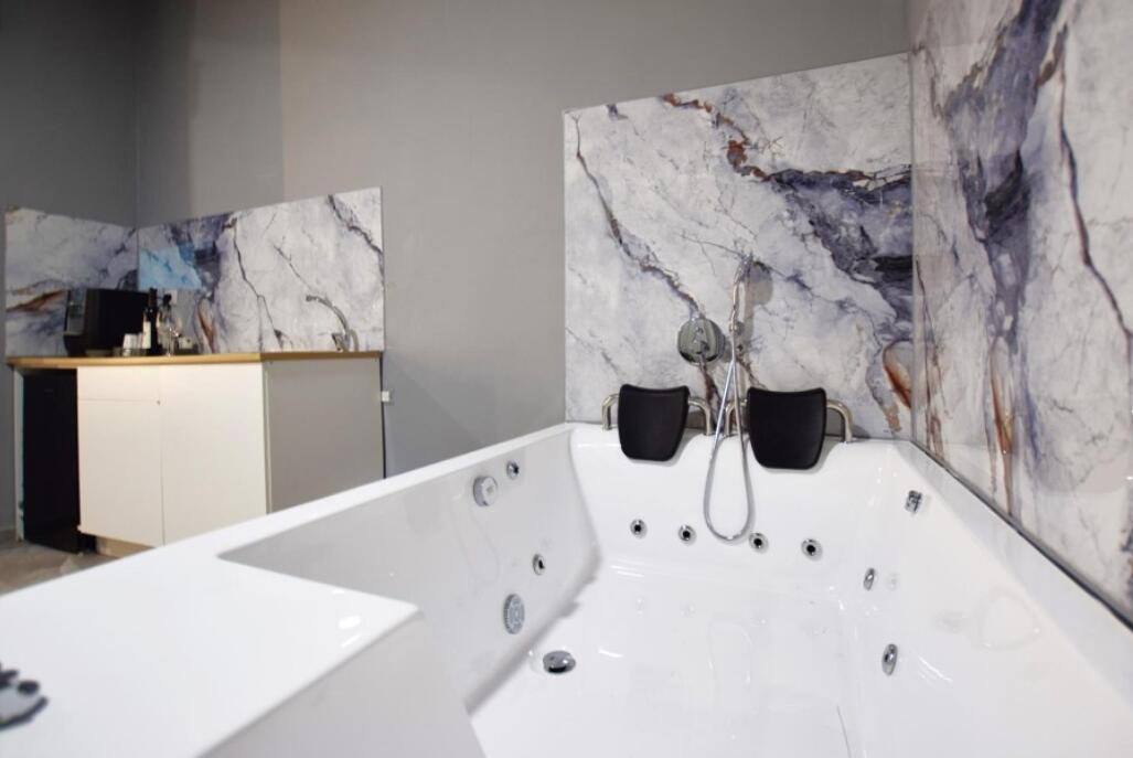 סוויטה 8 - תיק תק רומס - לאירוח שעתי בהרצליה 108992