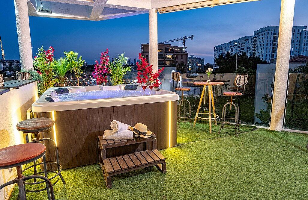 הפנטהאוז - אהבה בתל אביב | פרטיות מוחלטת ואירוח לפי שעה 147701