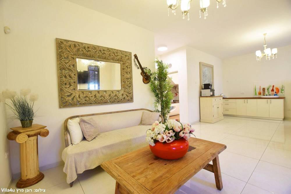 המתחם הפנימי - רוזה דרים - 4 סוויטות בקיסריה להשכרה לפי שעה 112878