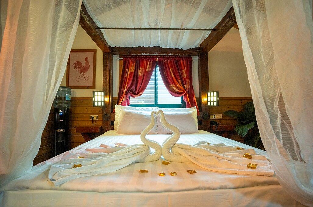 צימרים עם בריכה וג'קוזי פרטי - נווה בר-מלון בוטיק בכפר  דיסקרטי לזוגות 89133