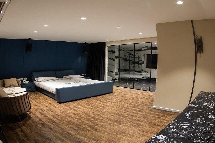 רויאל ג'וניור - ספא רויאל - סוויטות מפנקות להשכרה לפי שעה במרכז 147916