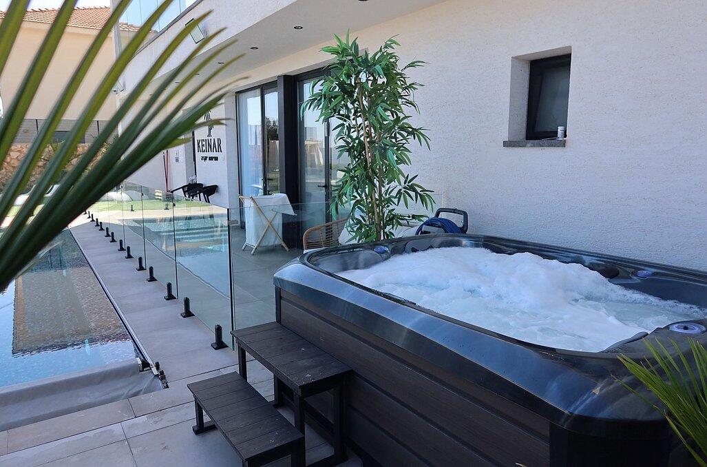 המתחם החיצוני - יוקרה בצפון - נופש שעתי, דיסקרטי בראש פינה 94283