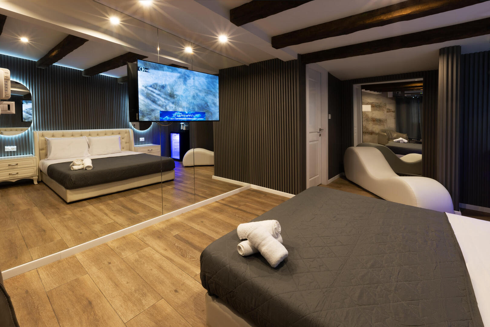 חדר 107 לונאר קוורץ - ברוכים הבאים לסיקרטס - Secrets - חדרים וסוויטות לפי שעה במרכז הארץ 100928