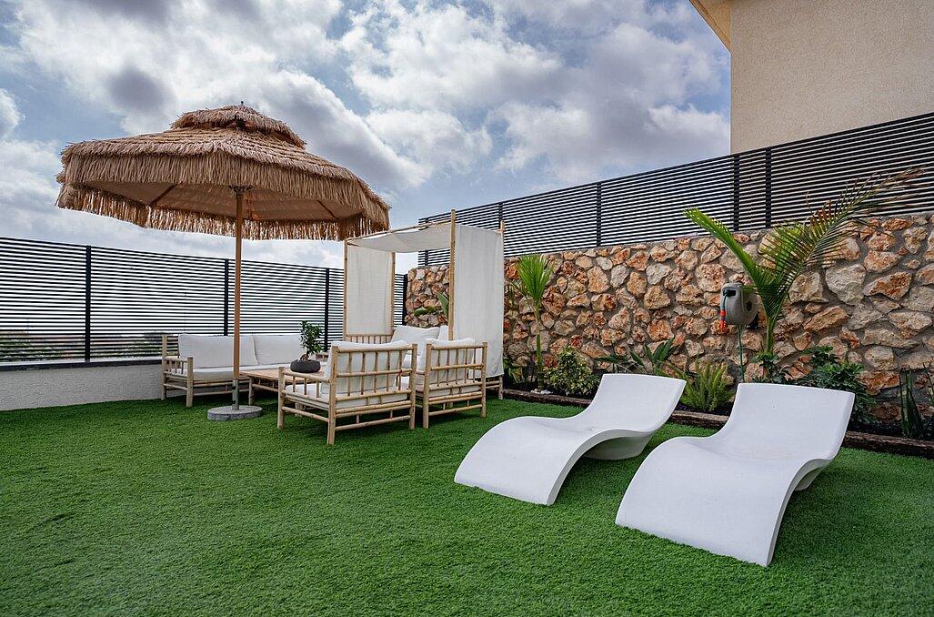 המתחם החיצוני - יוקרה בצפון - נופש שעתי, דיסקרטי בראש פינה 94281