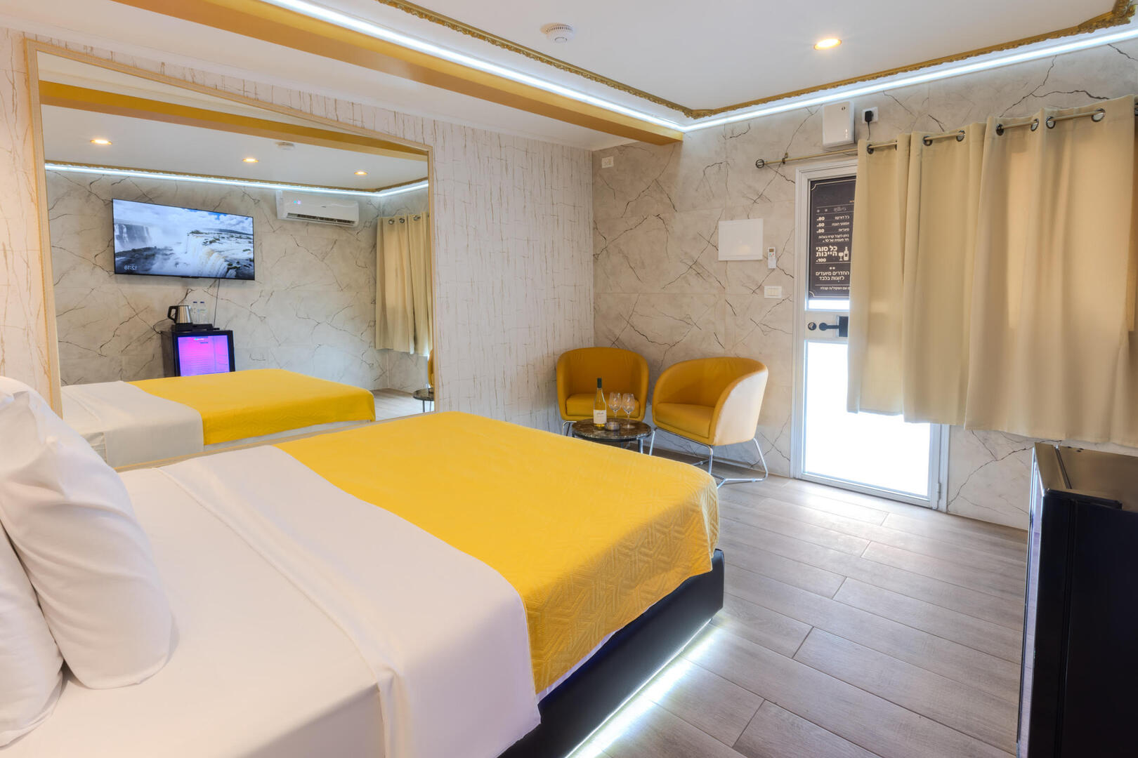 חדר 109 סיטרין - ברוכים הבאים לסיקרטס - Secrets - חדרים וסוויטות לפי שעה במרכז הארץ 100935