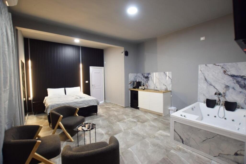 סוויטה 8 - תיק תק רומס - לאירוח שעתי בהרצליה 108993