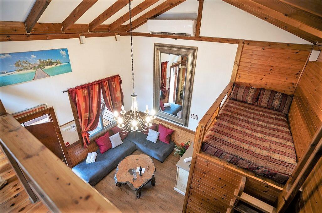 צימרים עם ג'קוזי פרטי - נווה בר-מלון בוטיק בכפר  דיסקרטי לזוגות 89104