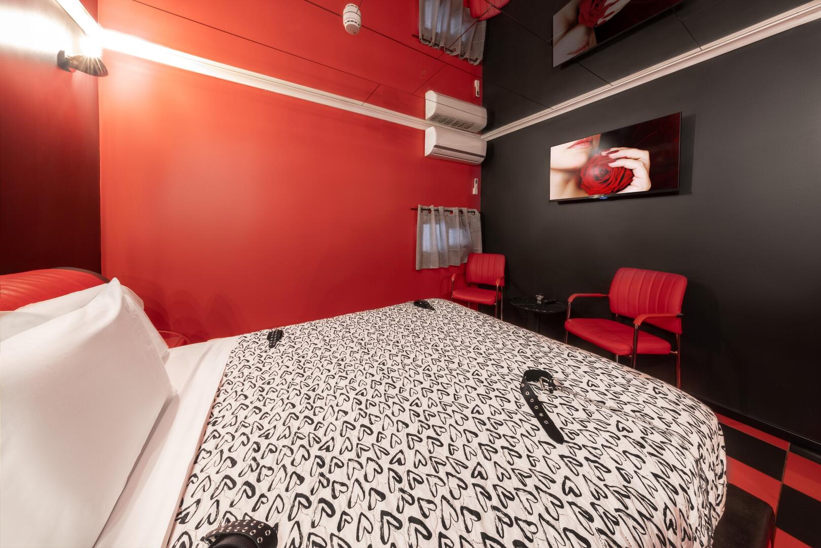 חדר 112 המראות - סוויטות גראף - סוויטות יוקרה לפי שעה בראשון לציון 100830