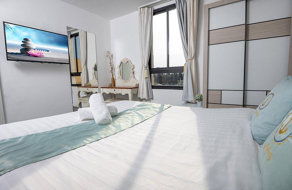 הפנטהאוז - אהבה בתל אביב | פרטיות מוחלטת ואירוח לפי שעה 147688