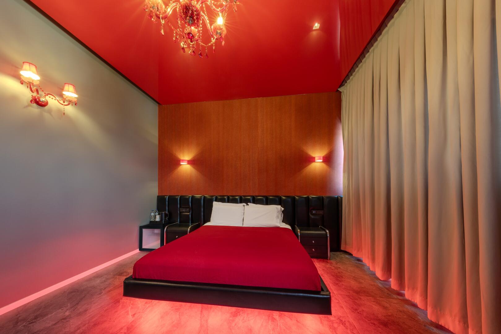 חדר 102 קורל - סוויטות גראף - סוויטות יוקרה לפי שעה בראשון לציון 100783