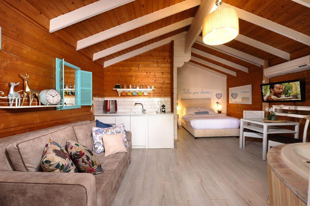 מתחם פנימי + טיפולי ספא - טרופי צימר ספא - 5 בקתות עץ בשזור - דירות VIP 113497