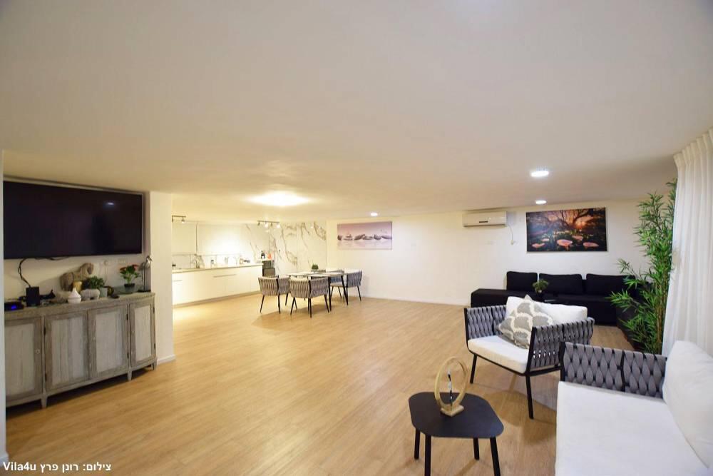 המתחם הפנימי - רוזה דרים - 4 סוויטות בקיסריה להשכרה לפי שעה 112853