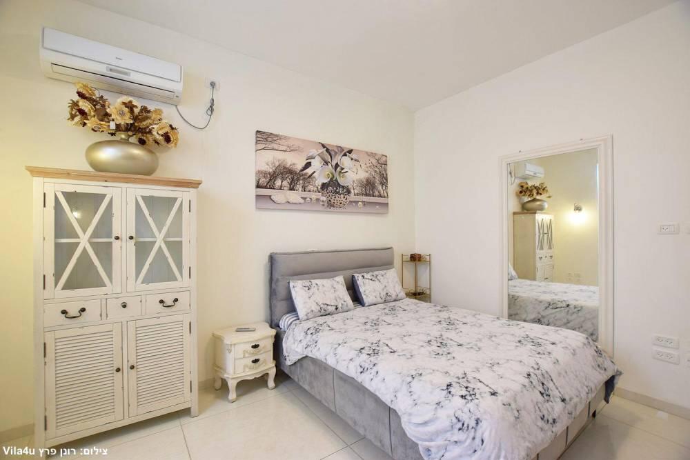 המתחם הפנימי - רוזה דרים - 4 סוויטות בקיסריה להשכרה לפי שעה 112861