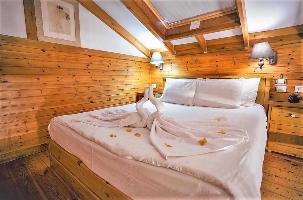 צימרים עם בריכה וג'קוזי פרטי - נווה בר-מלון בוטיק בכפר  דיסקרטי לזוגות 89151