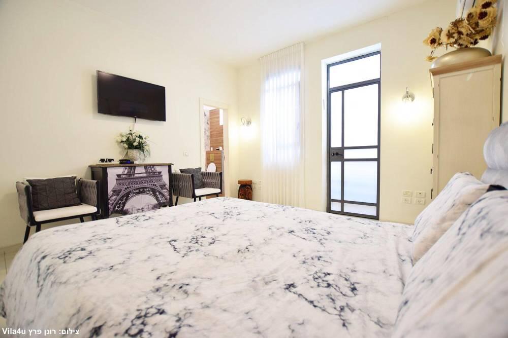 המתחם הפנימי - רוזה דרים - 4 סוויטות בקיסריה להשכרה לפי שעה 112863