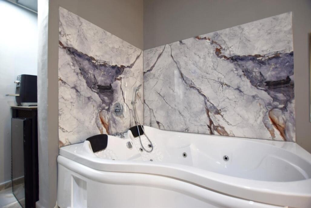 סוויטה 7 - קסם של רגע - לאירוח זוגות שעתי בהרצליה 109105