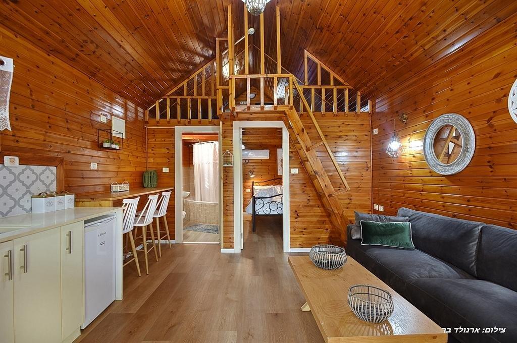 הבקתות - קדמת עדן- 8 יחידות אירוח מפנקות ודיסקרטיות בצפון הארץ 20859