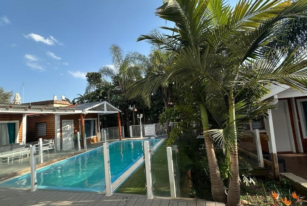 גלריה חיצונית - טרופי צימר ספא - 5 בקתות עץ בשזור - דירות VIP 113521