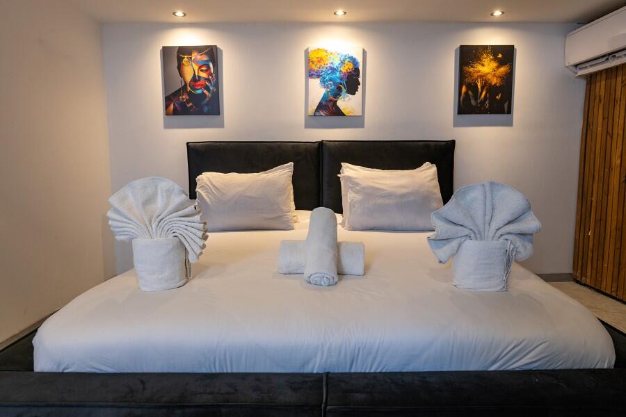 סוויטת בלאק רום 203 - לאגו סוויט - סוויטות מפנקות לפי שעה בירושלים - דירות VIP 107838