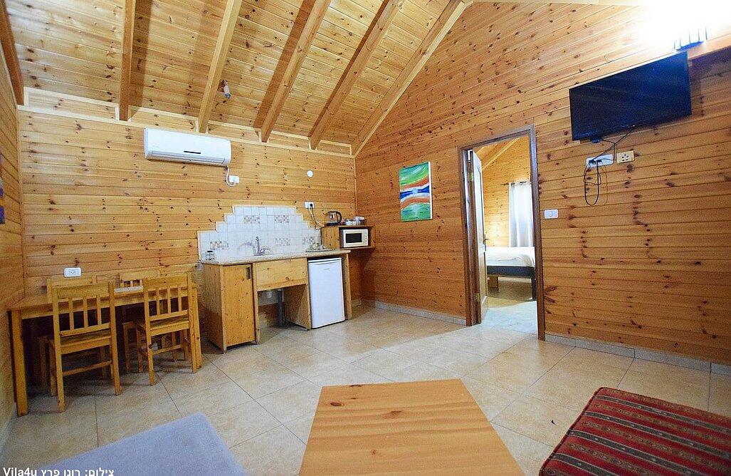 גלרית פנים - צימרים בין ההר לים | בקתות עץ דיסקרטיות | ג'קוזי לפי שעה 139861