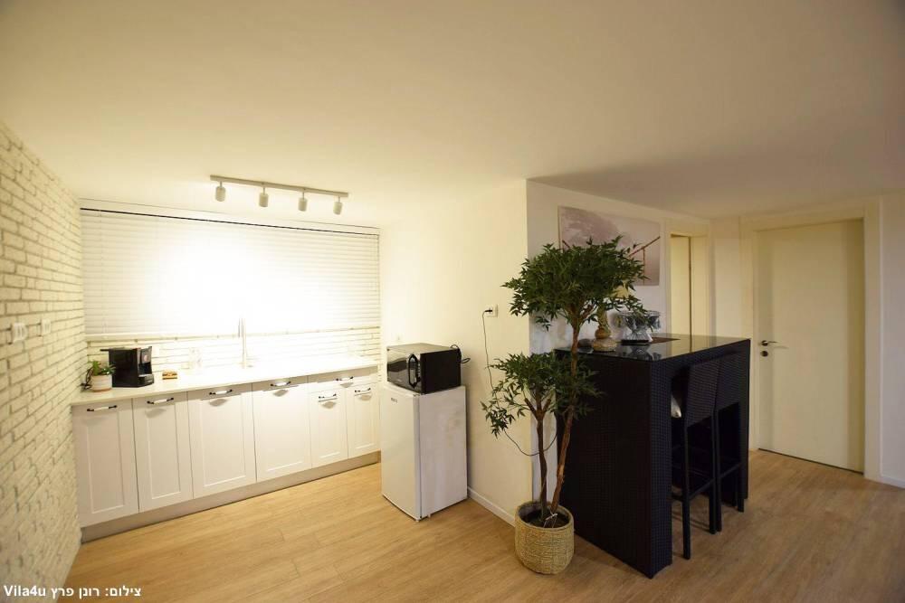 המתחם הפנימי - רוזה דרים - 4 סוויטות בקיסריה להשכרה לפי שעה 112867