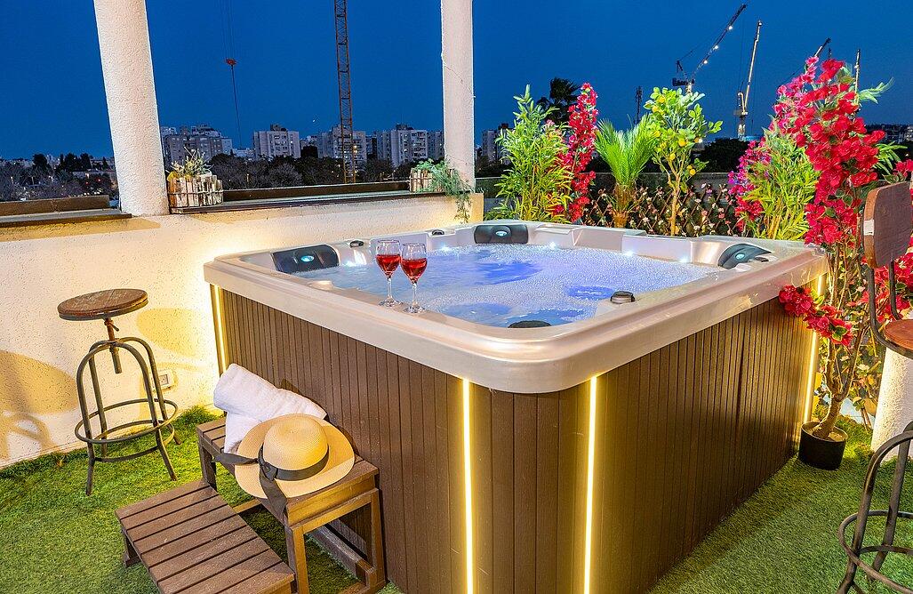 הפנטהאוז - אהבה בתל אביב | פרטיות מוחלטת ואירוח לפי שעה 147702